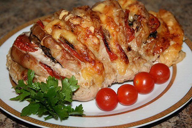 Свинина с сыром и картошкой в духовке: подбор ингредиентов, рецепт, время приготовления