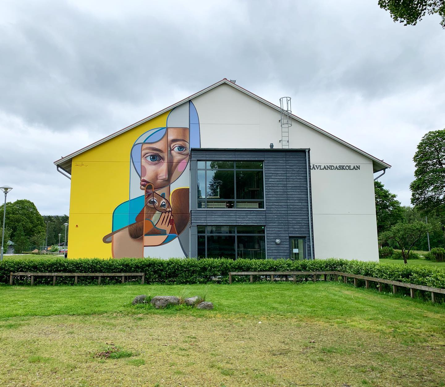 Уличный художник Белин Уличный художник Белин