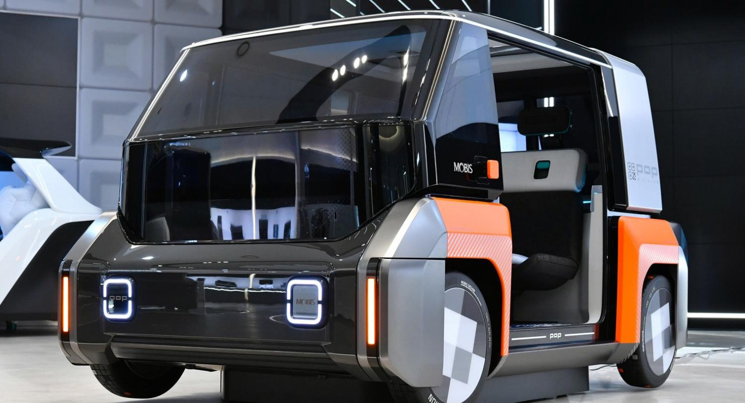 Hyundai Mobis представила концепт-кар с колесами, поворачивающимися на 90 градусов