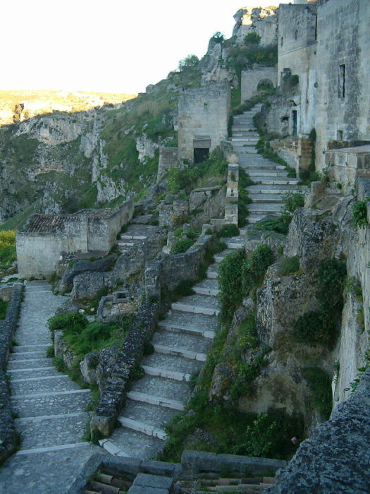 Древний город Матера - один из первых населенных пунктов в Италии