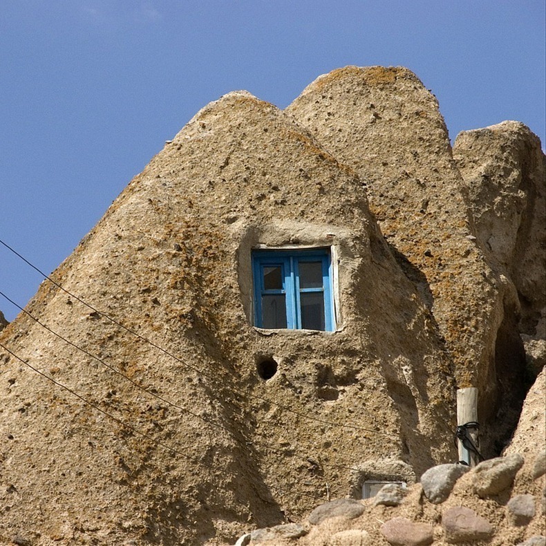 Иранская деревня Кандован: живописные дома в скалах, в которых люди живут уже 700 лет
