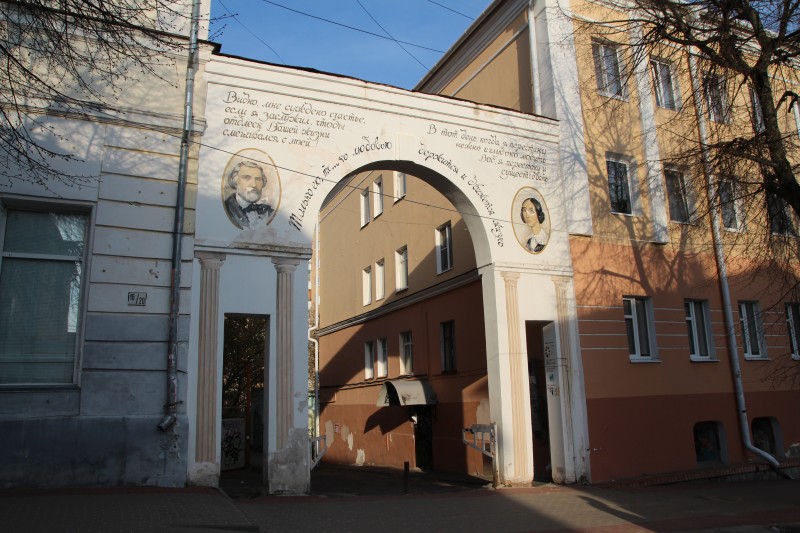 Орёл. Чуть более ста лет...Прогулка 2 раньше, Ленина, здание, Фотография, местаПочтамт, присутственные, администрации, областной, Площадь, уголок, литературный, встретишьЕщё, редко, гармошкой, историческийС, почтовыйБалкон, нынче, переулок, Георгиевский, располагалось