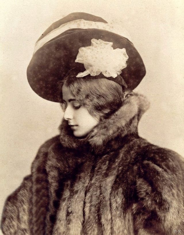 "Прекрасная Клео". Так выглядела самая красивая женщина XIX века актрисы,женщины,интересное,красота,роковые женщины,фотографии