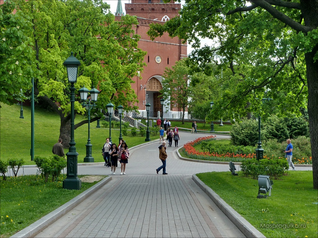 Самые красивые парки москвы весной фото