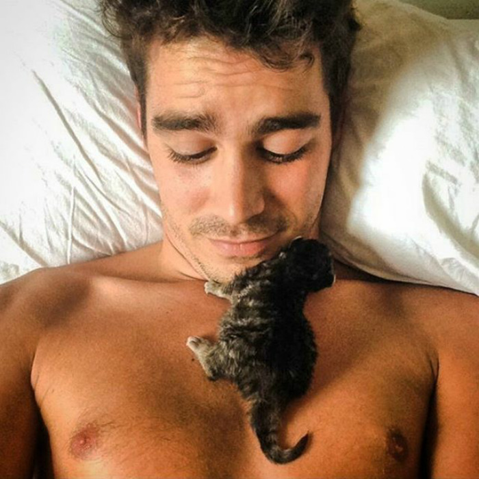 Dudes With Kittens
