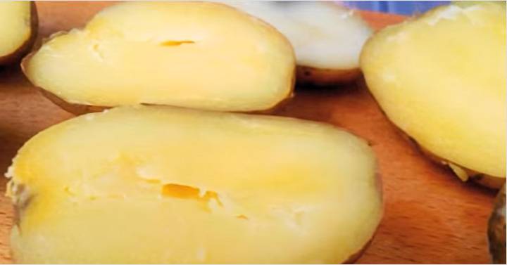 Очень вкусная чесночная картошка, запеченная в духовке – великолепный гарнир