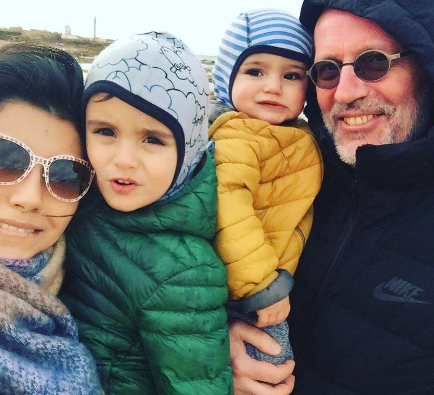 Почему наследники не общаются с отцом: что известно о детях Александра Гордона Почему наследники не общаются с отцом: что известно о детях Александра Гордона Гордон, телеведущего, Александра, Нозанин, Александр, двоих, отцом, фотосоцсетиВ, романов, также, имени, детей, общаться, жизни, когда, личной, супруги, 2014м, несколько, Марией