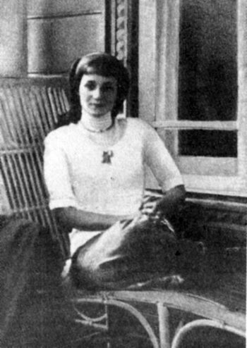 молодая Ахматова