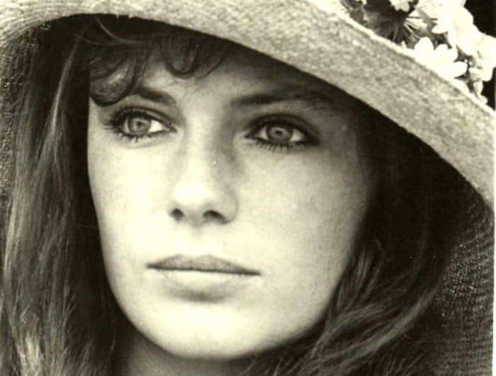 Жаклин Биссет – 75: Почему главная сердцеедка Голливуда отказалась от замужества и детей актрисы,знаменитости,кино,стиль жизни