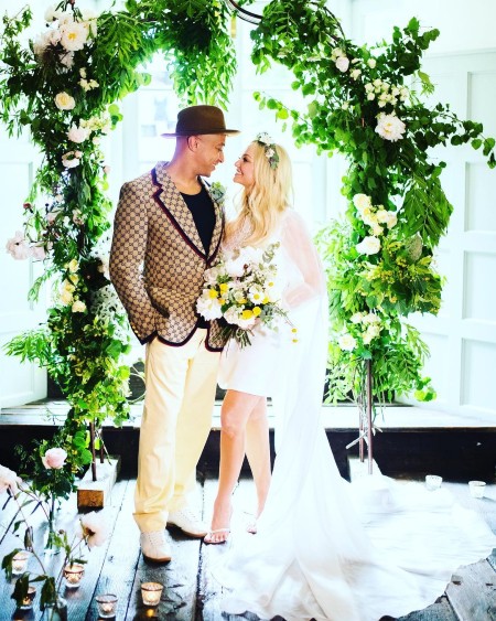 Солистка Spice Girls Эмма Бантон вышла замуж после 23 лет отношений Свадьбы,Звездные свадьбы