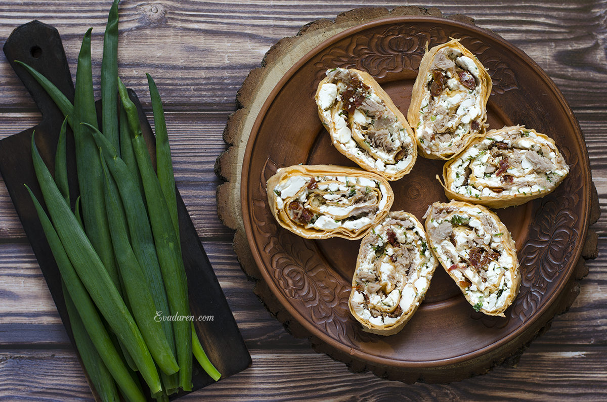 Лаваш с творогом и тунцом закуски,кулинария