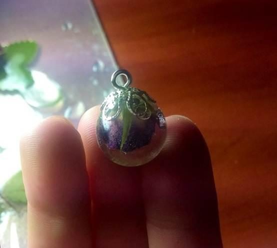 Серьги-шарики из эпоксидной смолы Серьги-шарики из эпоксидной смолы из эпоксидной смолы