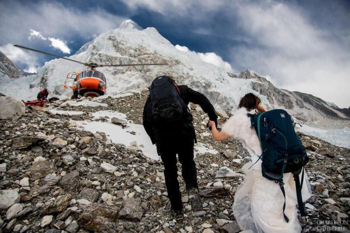 Свадьба на Эвересте (17 фото)