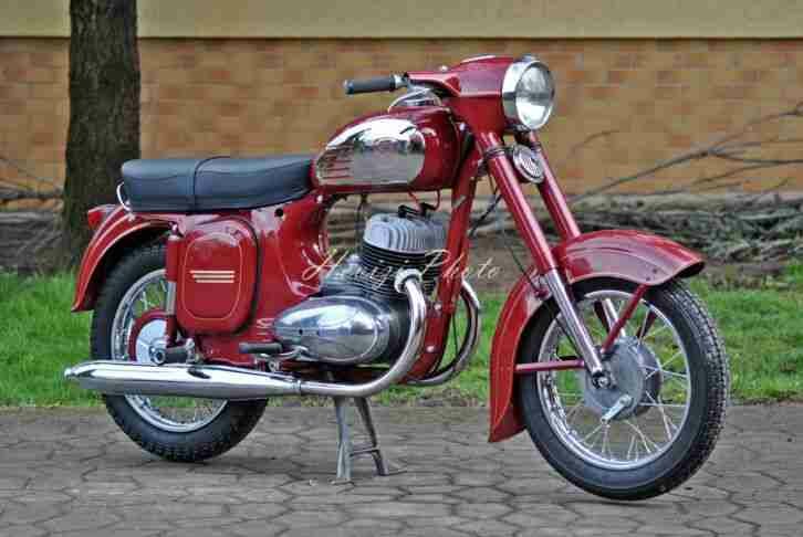 Вспомним самый красивый мотоцикл Советского периода, Ява 350/360 мотоцикл, конечно, Советский, мотоциклы, мотоцикла, очень, каждый, тогда, Когдато, двухтактный, двухцилиндровый, объемом, сантиметров, кубических, мощностью, ничего, редкие, могли, похвастаться, СССРДвигатель