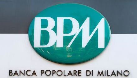 Banca Popolare di Milano (BPM) logo is seen outside the bank in downtown Milan, Italy, January 29, 2016. Merger talks between Italian cooperative lenders Banco Popolare and Banca Popolare di Milano (BPM) took a big step forward on Thursday when Rome backed a tie-up. The two banks are at an advanced stage in merger talks and a combination would create Italy's third biggest lender by assets, just ahead of Monte dei Paschi di Siena. If successful, it would likely be the first merger since a reform of large cooperative lenders last year to encourage consolidation and strengthen Italy's fragmented banking system and could pave the way for a parallel deal between UBI, which had courted BPM, and Monte dei Paschi di Siena. REUTERS/Alessandro Garofalo