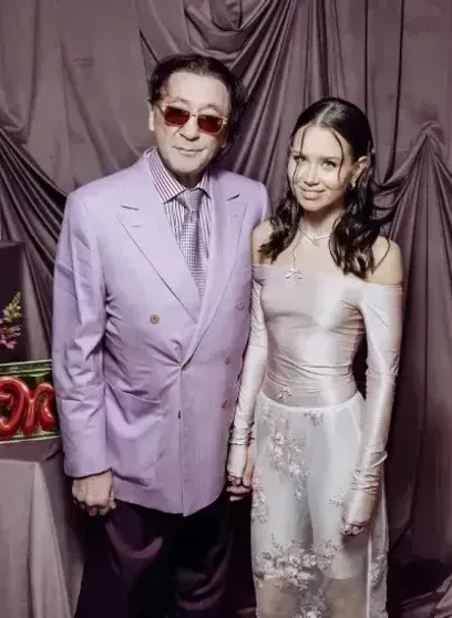 Аврора Киба показала нового избранника Аврора, Азербайджана, Рустам, Авроры, Лепсом, роман, Рустама, снимки, Гаджиева, известно, много, Гаджиев, съемки, Бывшая, январе, стало, Григорий, ЛепсА, рассталасьАврора, рекламные