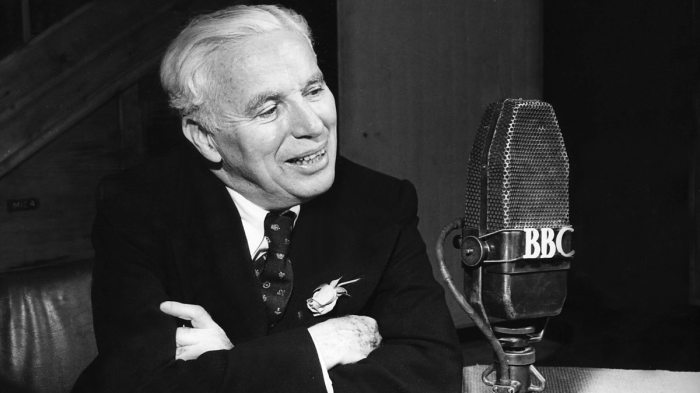 За что Чарли Чаплин подвергался травле и был выслан из США 