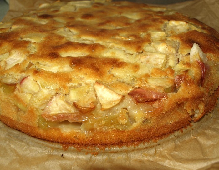 Пирог «Яблочный сидр» Добавляем, пирог, яблочный, ложку, 180°C, тесто, 10–15, отправляем, форму, масло, гсоль1, минут, хорошо, запекается, середину, яблок, нарезаем, крупными, начинку, подготовим