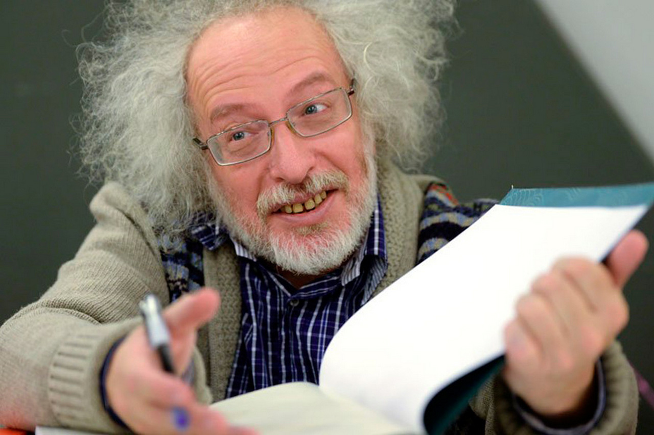 Голос Мордора: Полицаи смиренно ждут своего часа