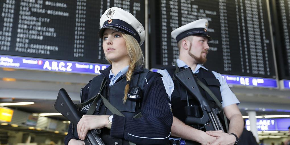 Депутаты бундестага предложили план по устрашению Россию