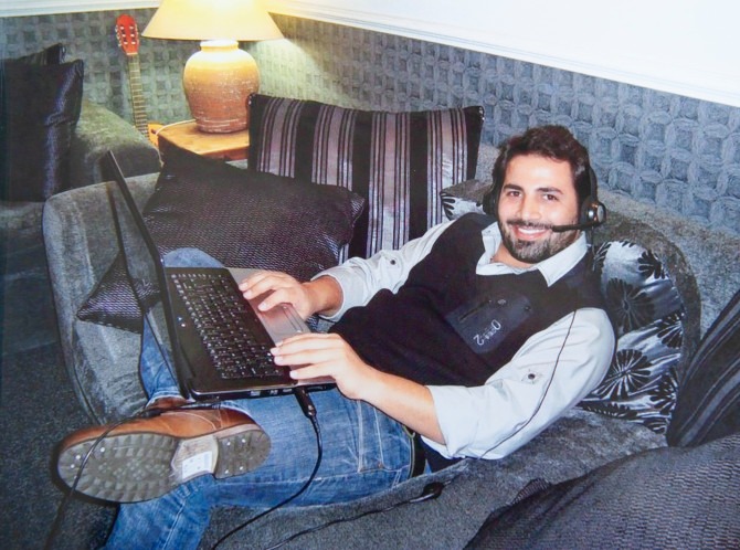 Горбатая любовь: пенсионерке придется заплатить красавчику из Египта, который соблазнил ее верблюдами заграница,история,поездка,путешествие,турист