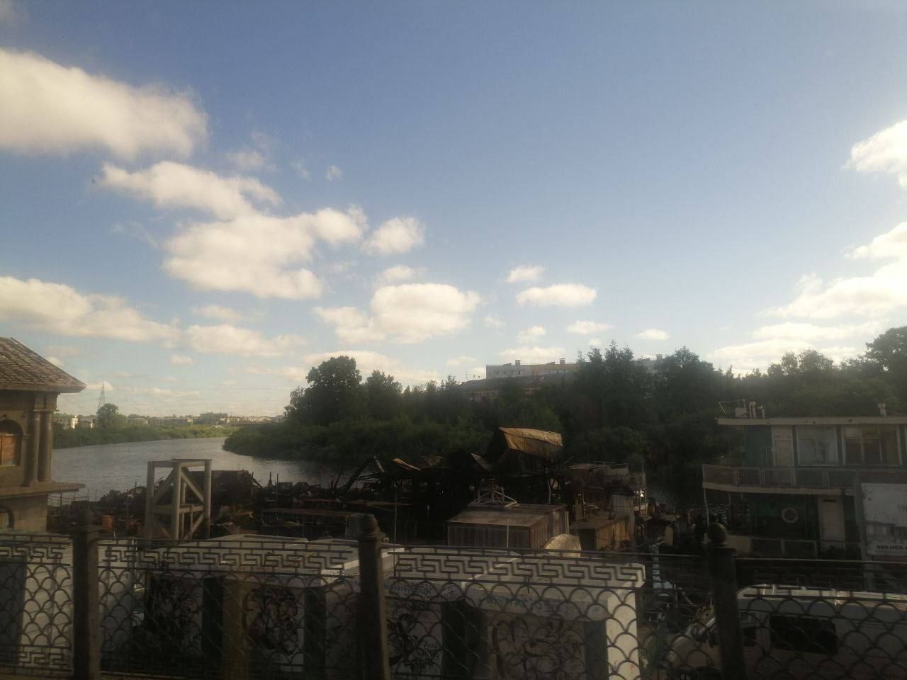 Суд заключил под стражу жителя Вологды за поджог дебаркадера на речном вокзале