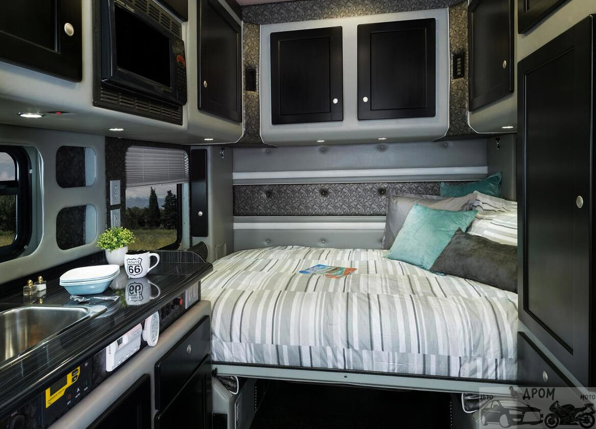 Тягачи дальнобойщиков невероятной комфортности Тягачи дальнобойщиков невероятной комфортности грузовик