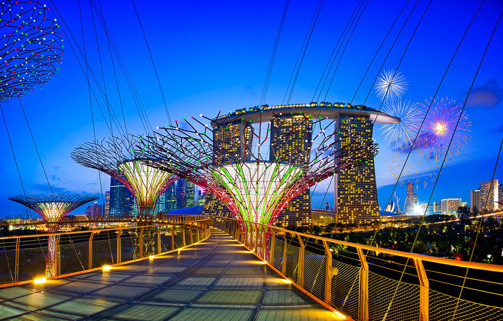 Gardens by the Bay: футуристические прибрежные сады в Сигнапуре