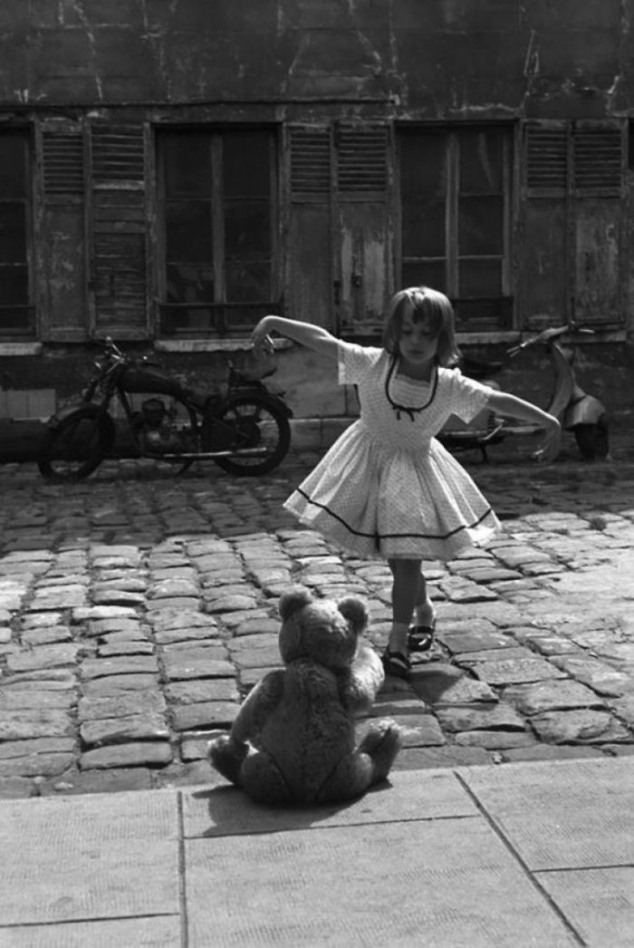 2. Танец для медвежонка, Париж, 1961 год  детство, прошлое, фотография