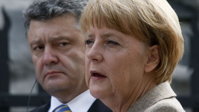 Германия наносит политический удар по Украине: Меркель «сливает» Порошенко новости,события,политика