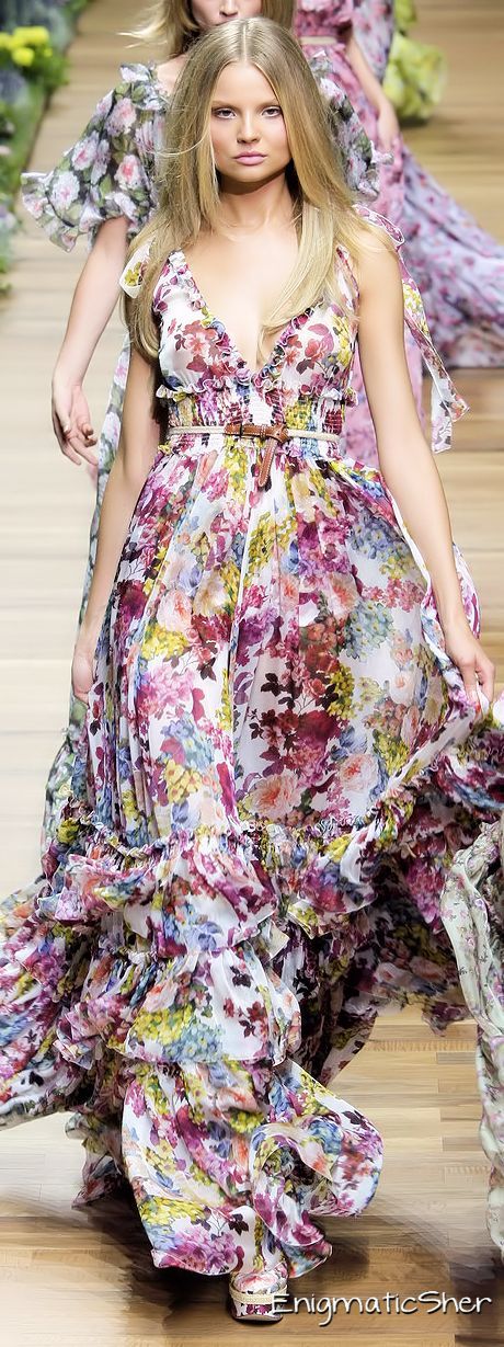 Deleriously beautiful floral boho long floating dresses from Dolce And Gabana Spring 2011. The wide elastic is deeply flattering, Ewa I Walla utilises this feature on their skirts.: 