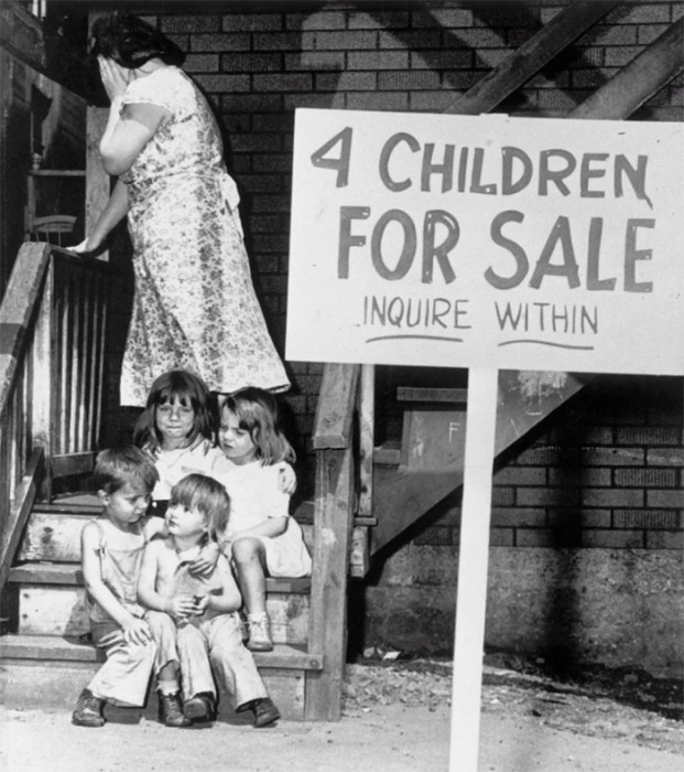Аукцион по продаже маленьких детей мистера и миссис Рэй Чалифукс. Чикаго, штат Иллинойс.