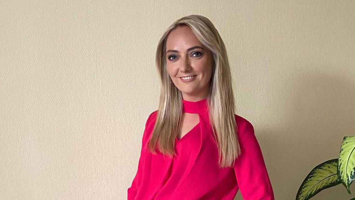 Бывшая жена Романа Малькова назвала прогулки с детьми причиной своего позитивного настроя