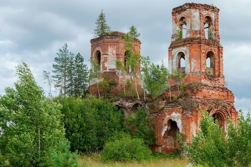 Церковь Казанской иконы Божией Матери в селе Новинки Нижегородской области, К. Пухов заброшенные здания, маяк, просторы, россия, церкви