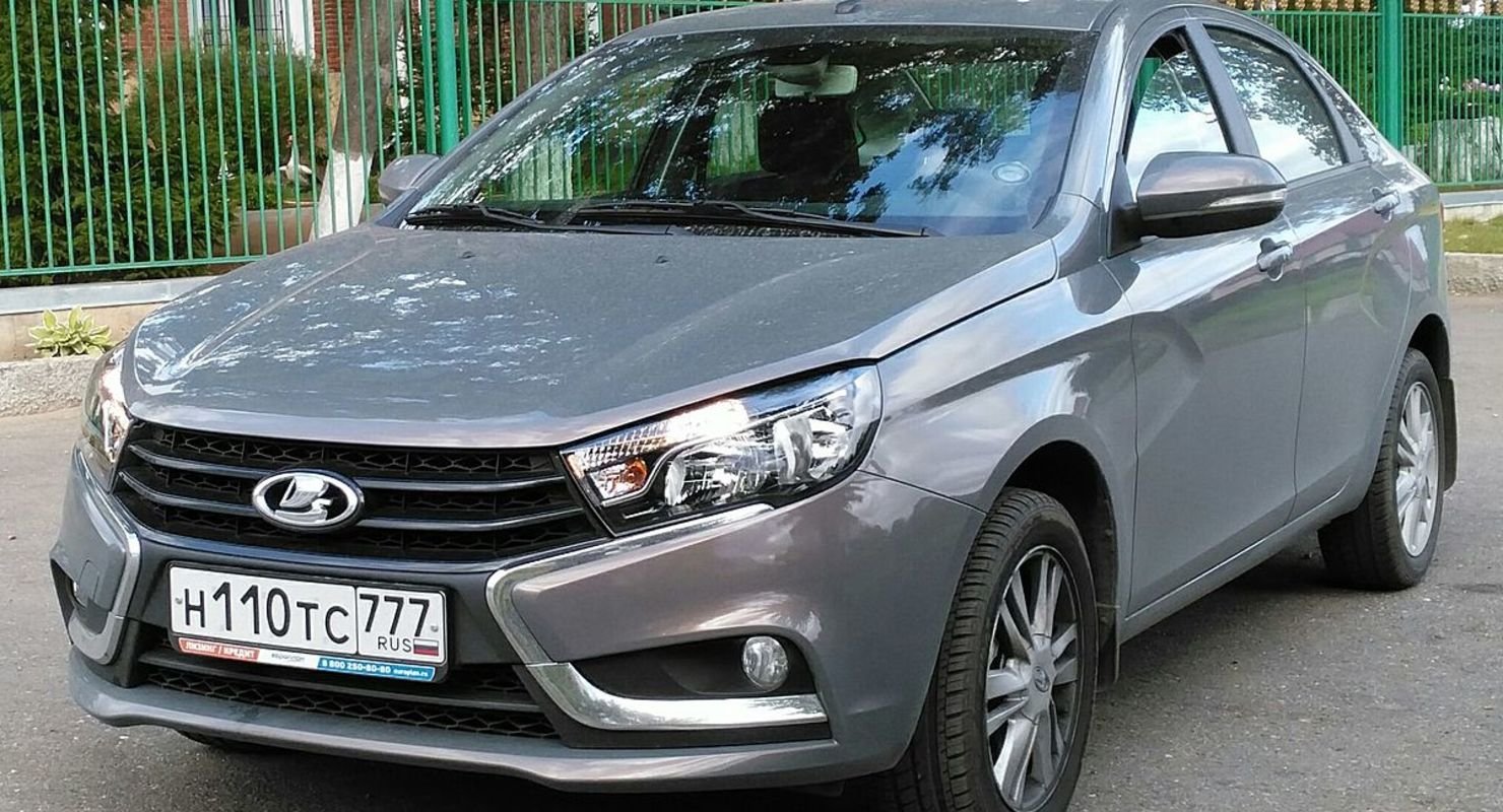 В апреле автолюбители потратили на приобретение Lada Vesta почти 10 миллиардов рублей