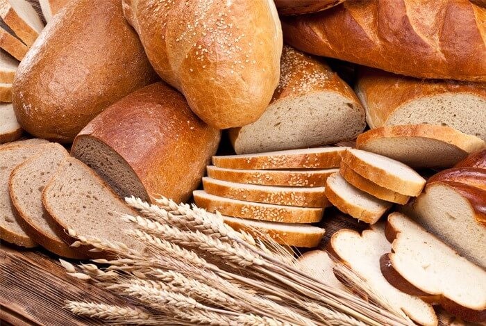Ученые выяснили, какой хлеб полезнее — белый или черный
