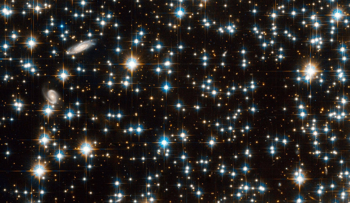 Космос: далекие галактики 2021 Hubble, световых, созвездии, галактик, примерно, расстоянии, туманность, галактика, Heritage, более, University, Земли, скопление, галактики, Солнца, объекта, около, имеет, Лагуна, больше