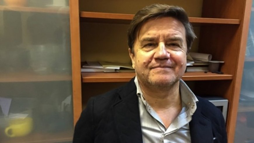 Карасев не верит в Порошенко: украинская власть должна сдать полномочия