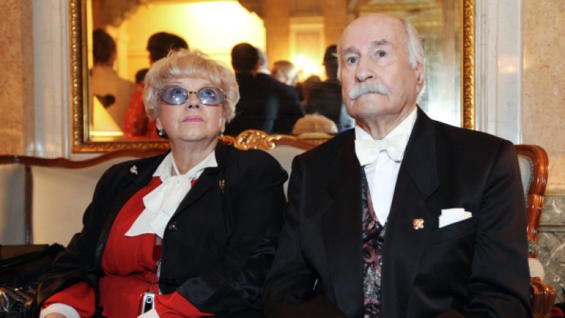 Семейный совет решил кремировать тело вдовы Владимира Зельдина