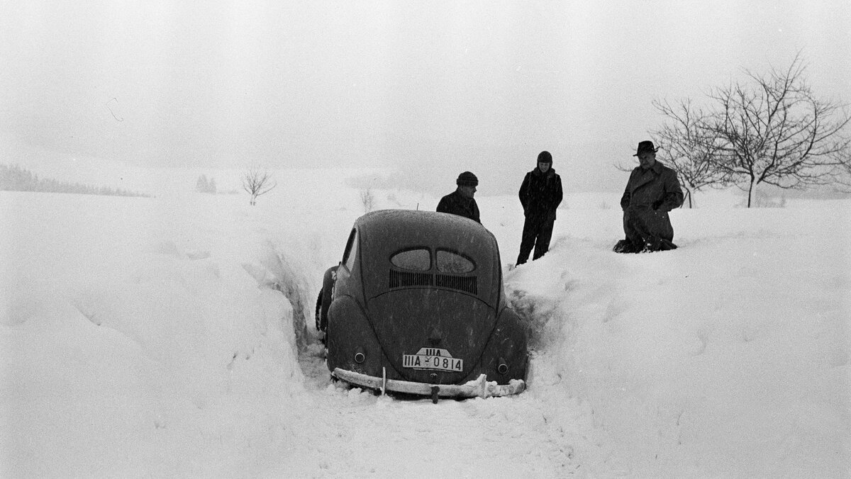 Этот старый Volkswagen Жук 1939 года на самом деле Porsche Porsche,Volkswagen,авто,автомобиль,водитель,жук,машина,машины,ретро