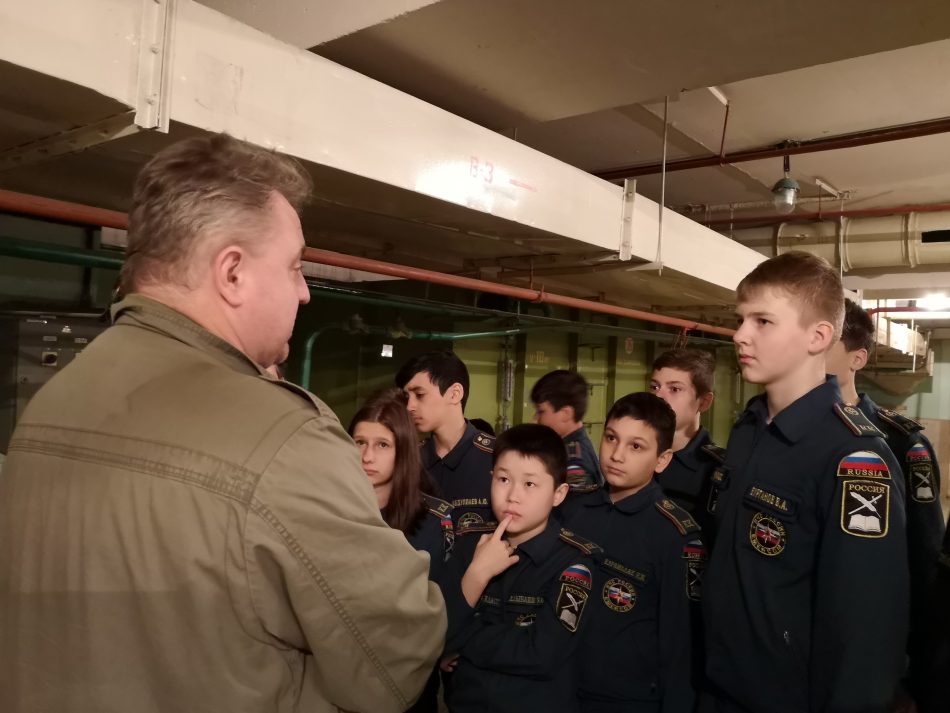 В защитном сооружении гражданской обороны на северо-западе Москвы провели урок ОБЖ