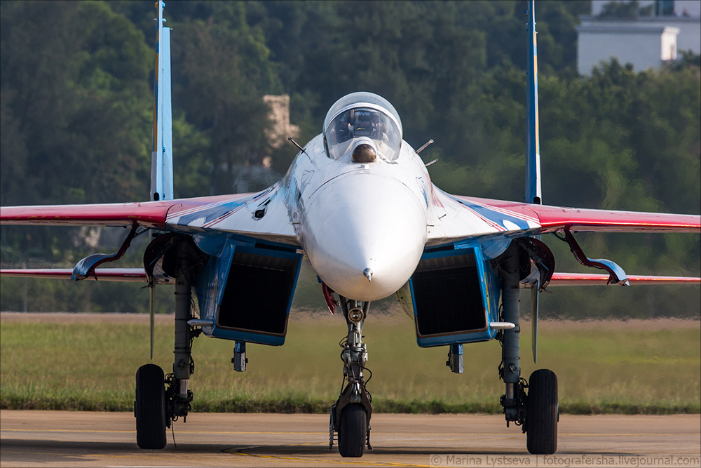 Русские витязи и Стрижи на China Airshow 2016