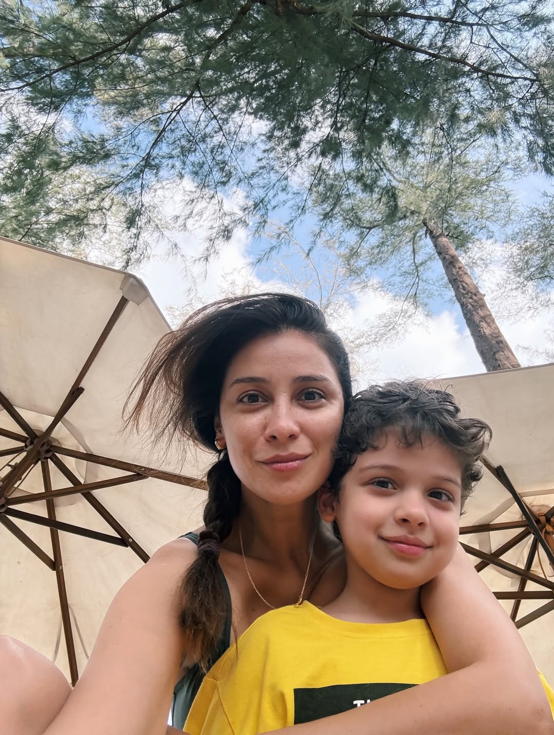 Равшана Куркова показала, как отдыхает с детьми на море