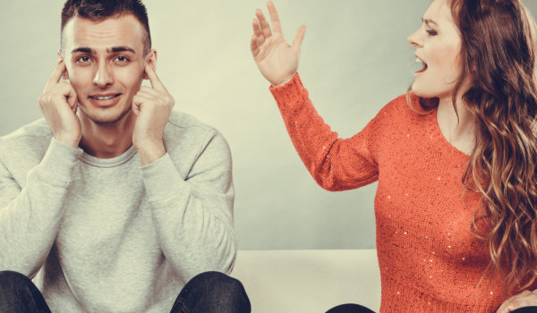 Как избавиться от энергетических связей, чтобы перестал звенеть уши