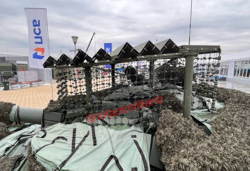 Уже и на выставку попали: танки с антидроновыми козырьками на форуме «Армия-2023» оружие,танк