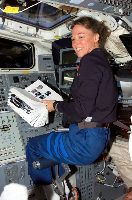 История Лизы Новак — успешной астронавтки, бездарной убийцы и просто несчастной женщины Новак, Колин, после, и Лиза, Мария, Шипман, и была, которая, и она, своего, шаттла, Капуто, с пилотом, в НАСА, время, стала, мужем, Ричард, к полету, момент