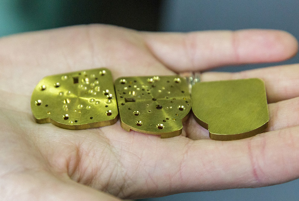 Как делают часы в России Как делают часы в России путешествия