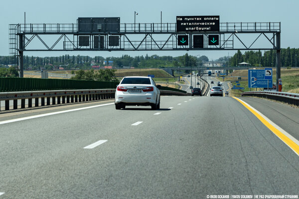 Как люди ухитряются проезжать бесплатно по платным дорогам Как люди ухитряются проезжать бесплатно по платным дорогам авто и мото,автоновости