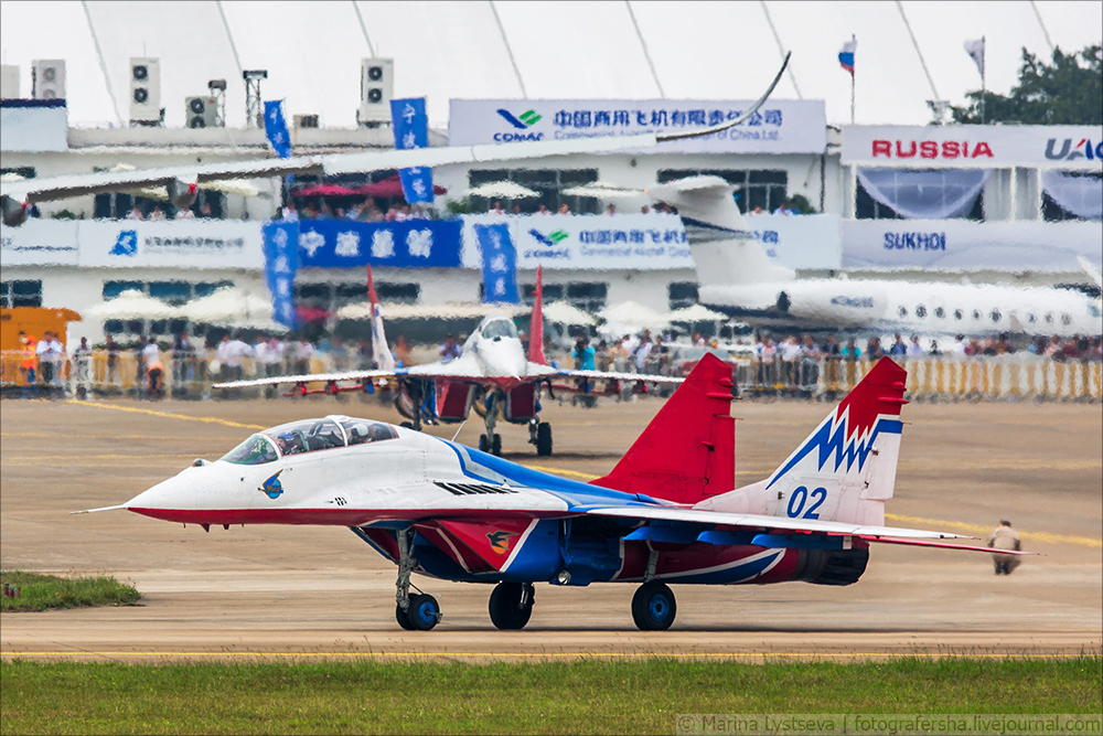 Русские витязи и Стрижи на China Airshow 2016