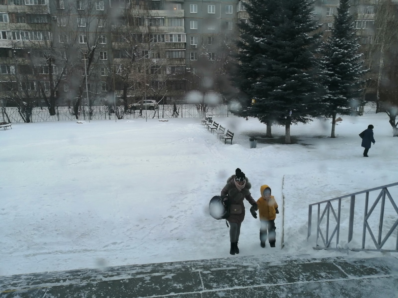 Отменили занятия в челябинске. Минирование школ в Челябинске. Минирование в школах Магнитогорск. Магнитогорск отменяются ли занятия в школах из за Мороза. Отмена занятий Челябинск 1 февраля.